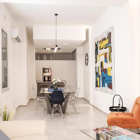 Pepoli Deluxe - Exclusive Apartment - Free Parking Trapani Eksteriør bilde