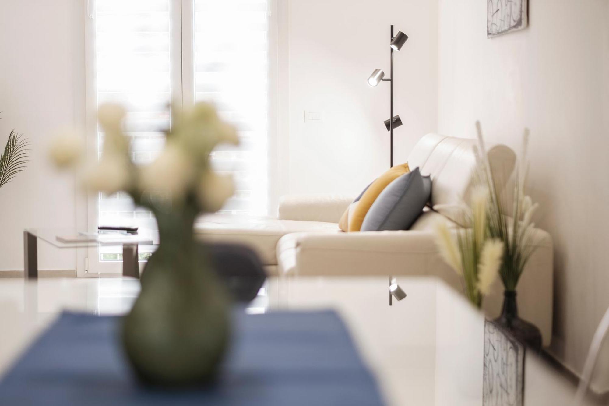 Pepoli Deluxe - Exclusive Apartment - Free Parking Trapani Eksteriør bilde