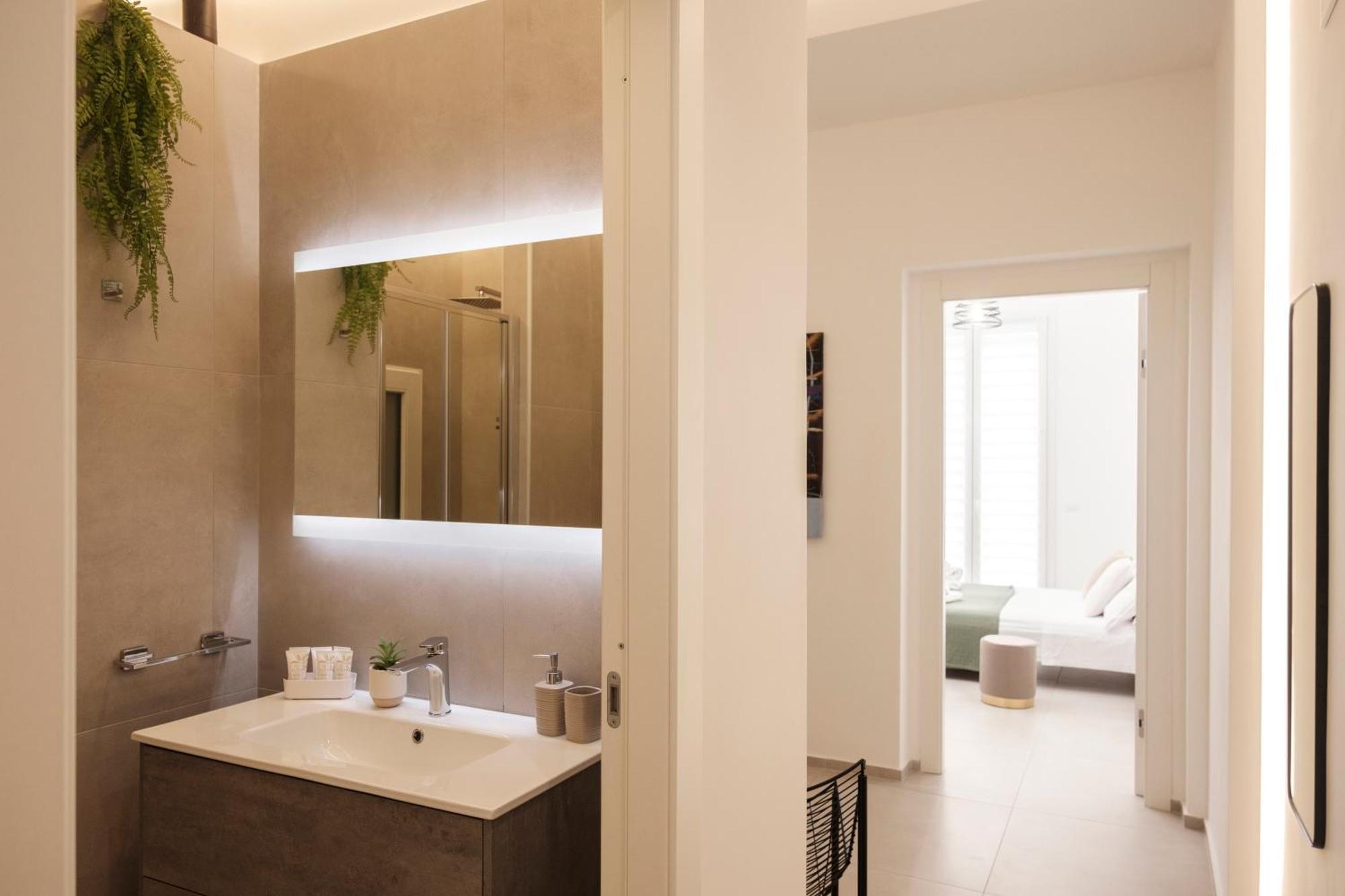 Pepoli Deluxe - Exclusive Apartment - Free Parking Trapani Eksteriør bilde
